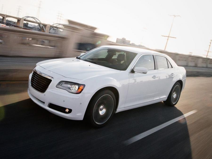  Chrysler 300C S 2011 года  (фото 5 из 10)